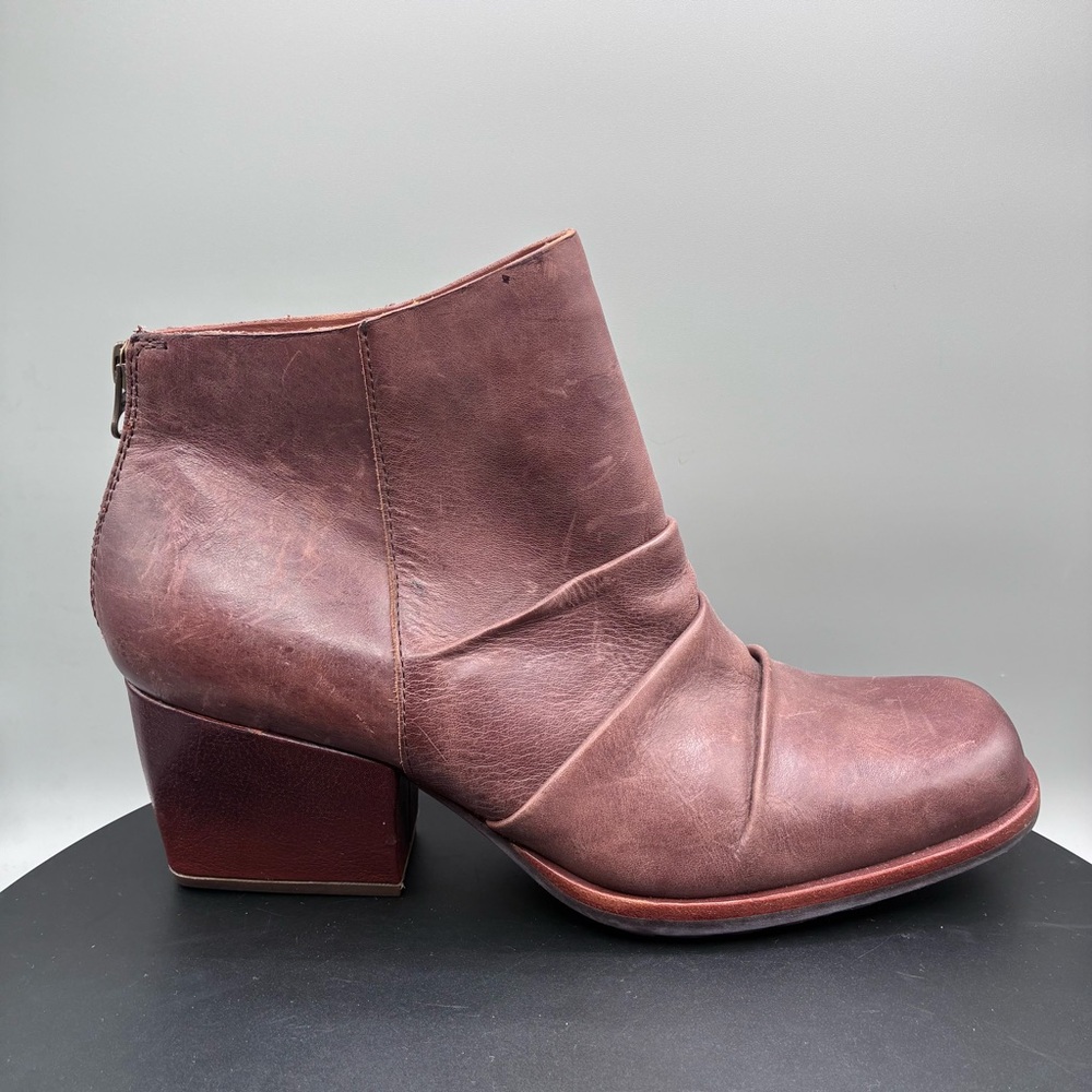 Kork-Ease Kissel Leather Heeled Ankle Boots Women 9.5M Brown Zip Heel